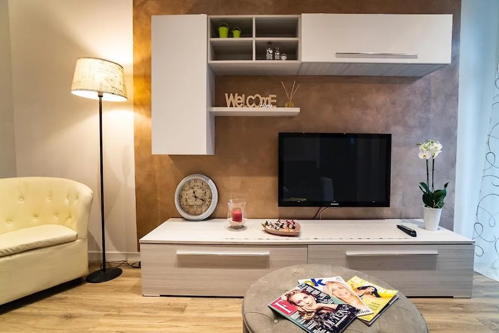 Apartment Carrara Deluxe Home Bergamo