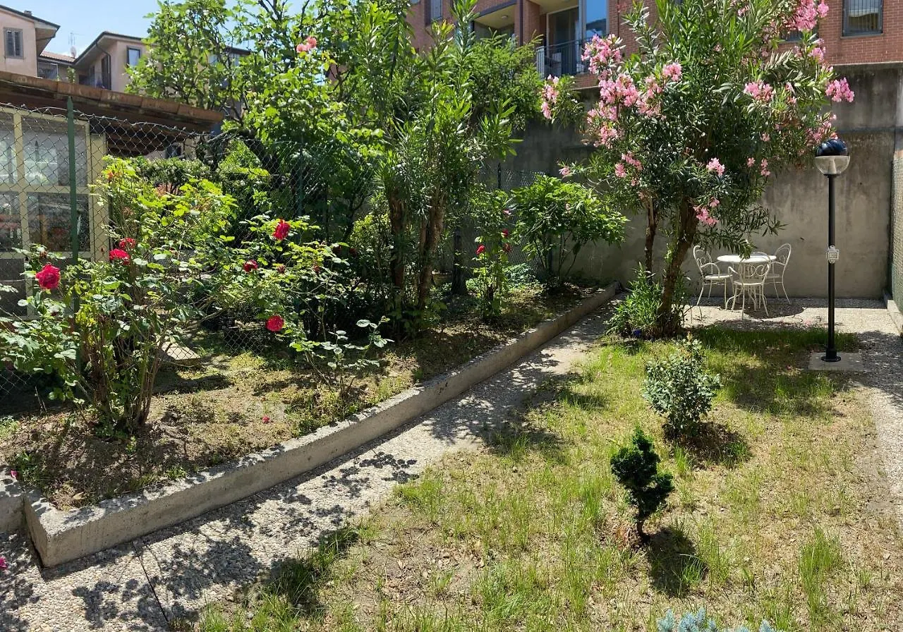 Apartment Carrara Deluxe Home Bergamo Italy