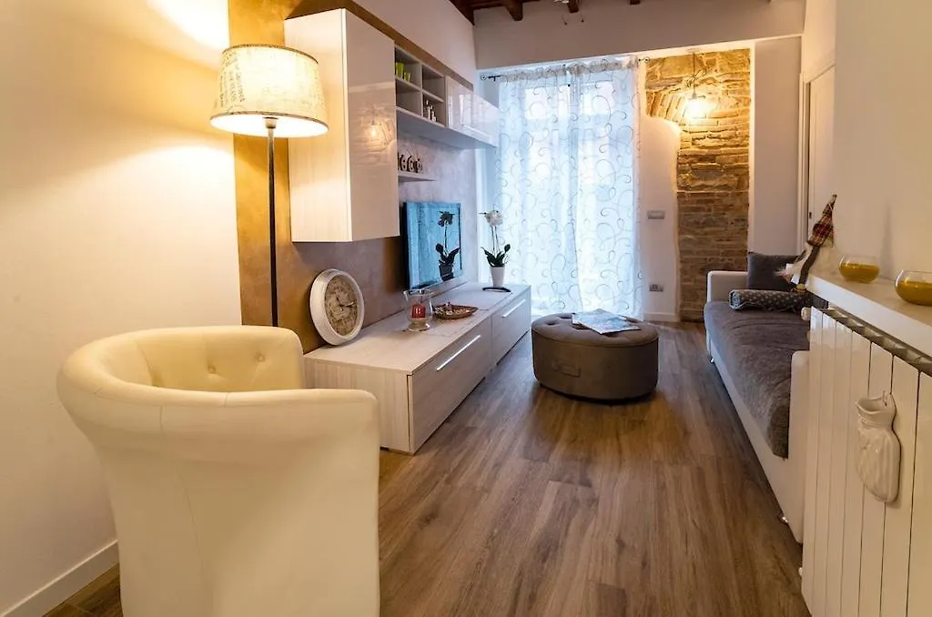 Carrara Deluxe Home contacts